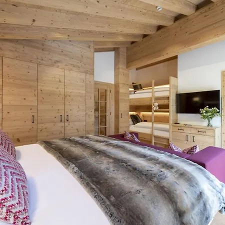 Διαμέρισμα 4br Lech Penthouse Indoor Pool&spa - What'app - 0034-635-518-216 - For Reservations! *