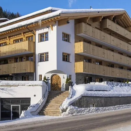 4br Lech Penthouse Indoor Pool&spa - What'app - 0034-635-518-216 - For Reservations! Διαμέρισμα *