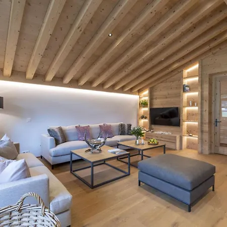 4br Lech Penthouse Indoor Pool&spa - What'app - 0034-635-518-216 - For Reservations! Διαμέρισμα